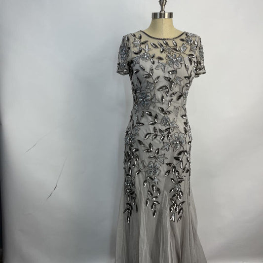Adrianna Papell Long slvls Gown