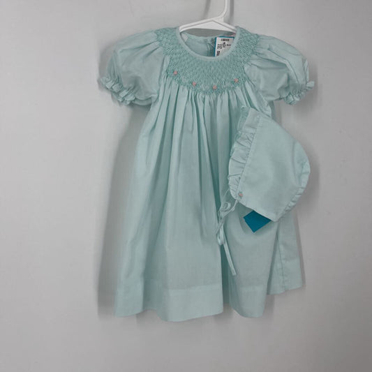 Petit Ami Dress w/Bonnet