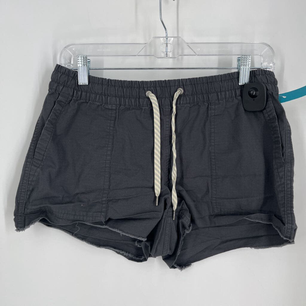 Vuori Shorts