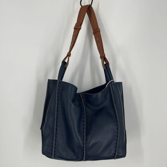 The Sak shoulder Bag