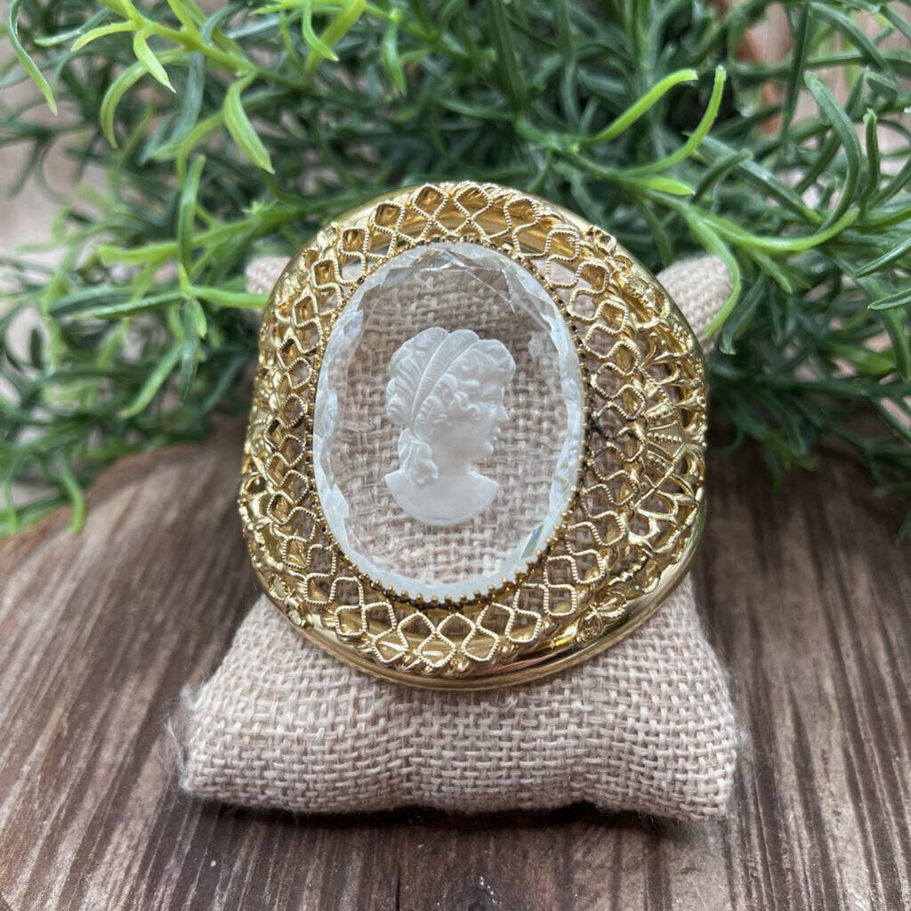 Vintage Whiting and Davis Glass Cameo Cuff