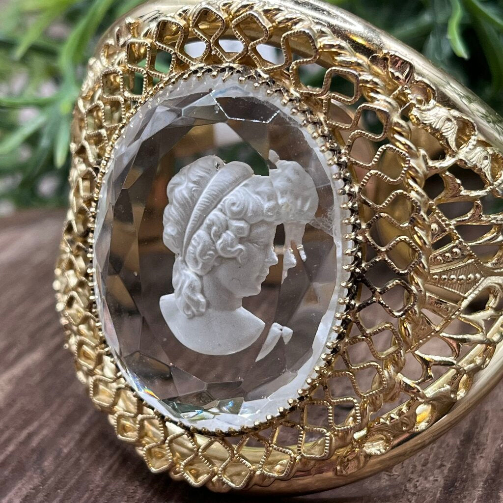 Vintage Whiting and Davis Glass Cameo Cuff