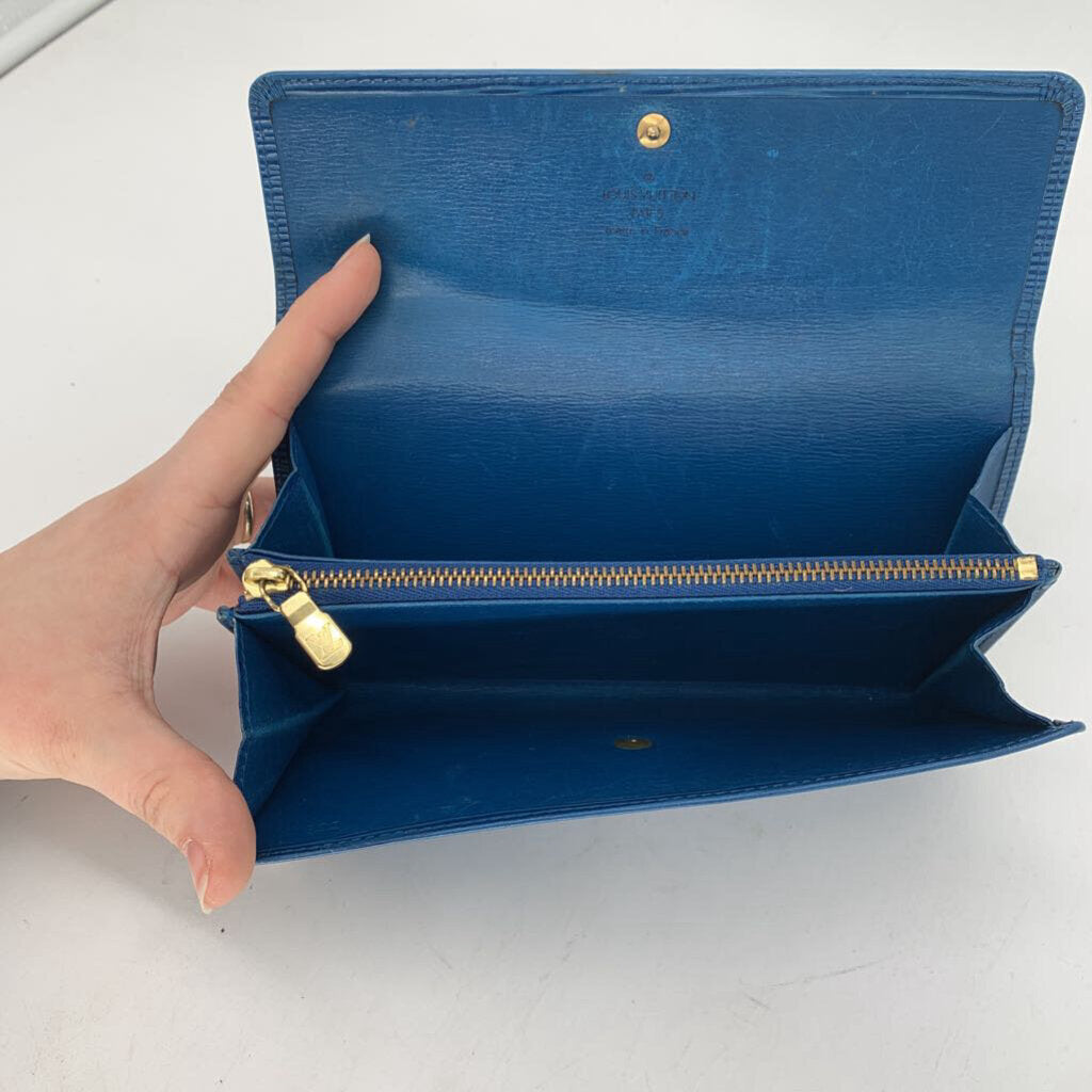 Louis Vuitton Sarah Wallet
