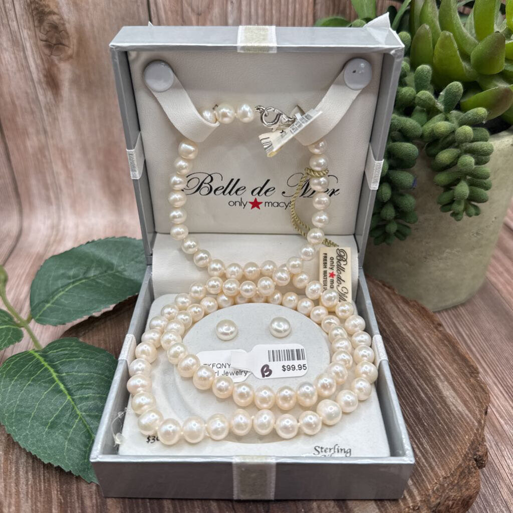 Belle De Mer Pearl Set