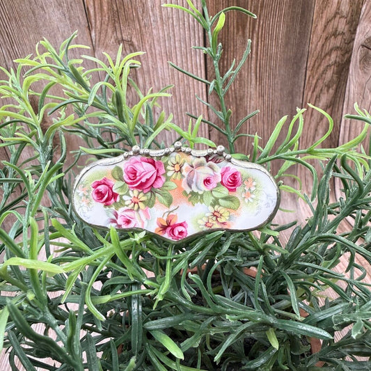 Linda Carrigan Broken China Brooch