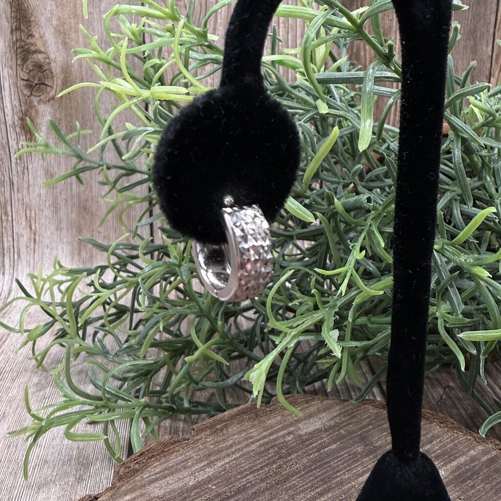 14k Huggie Hoop Earrings