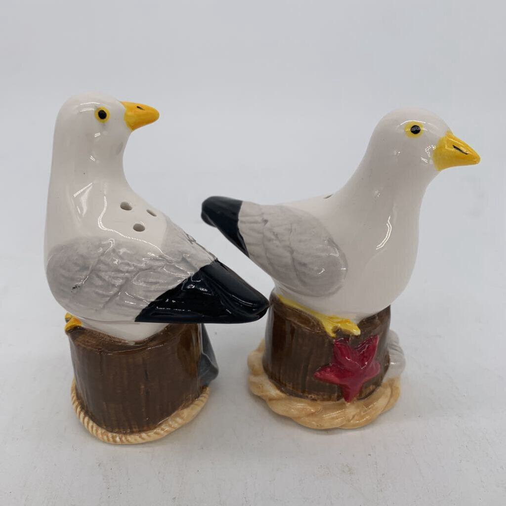 Pfaltzgraff Bird S&P Shaker Set
