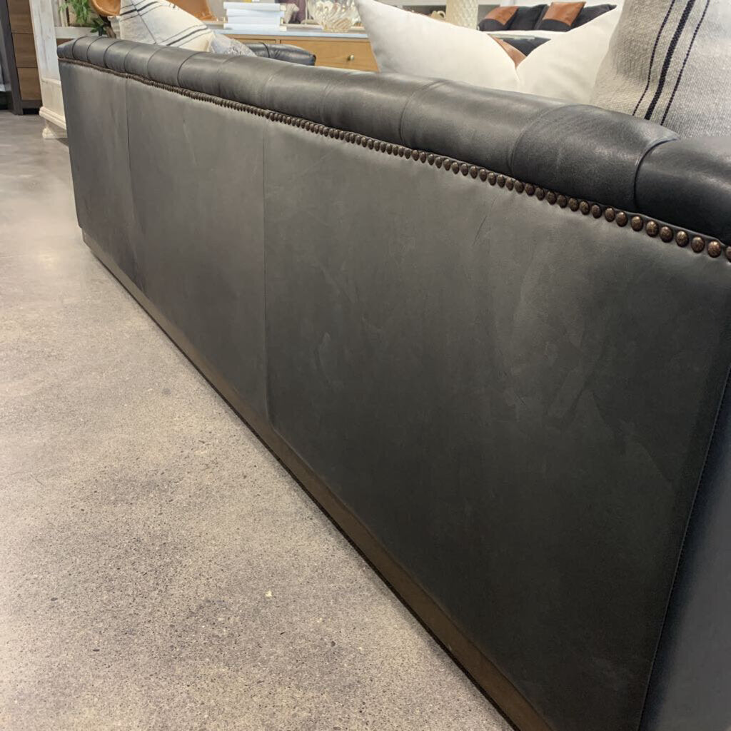 Maxx Leather Sofa
