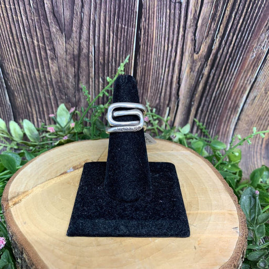 Uno de 50 Sterling Ring