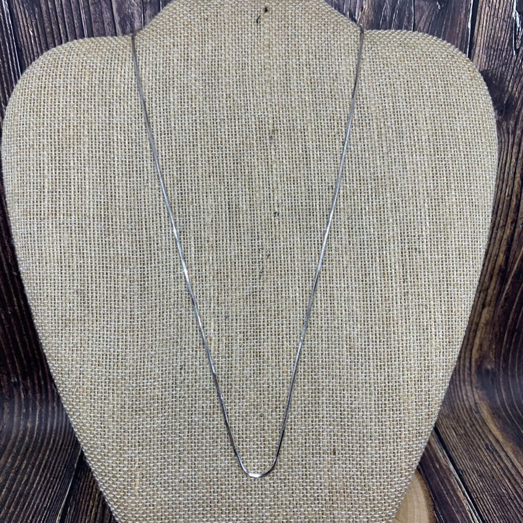 14k White Gold Chain Necklace