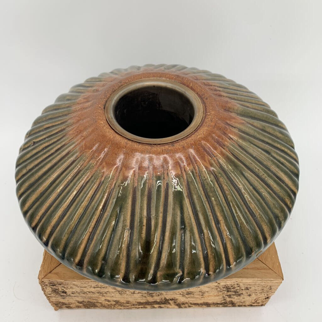 Ridged Ceramic Patio Fire Pot