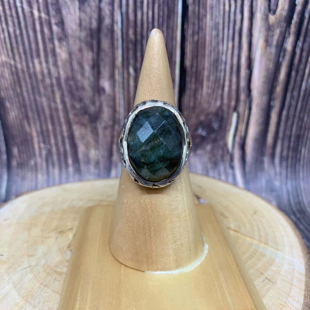 Ster Oval Stn Ring