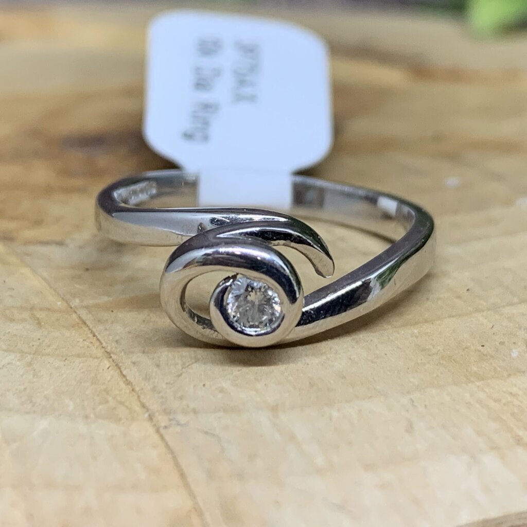 10k WG Diamond Ring