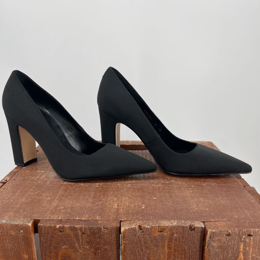 Good American Pumps
