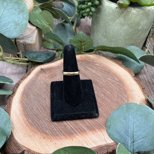 14k YG Minimalist Ring