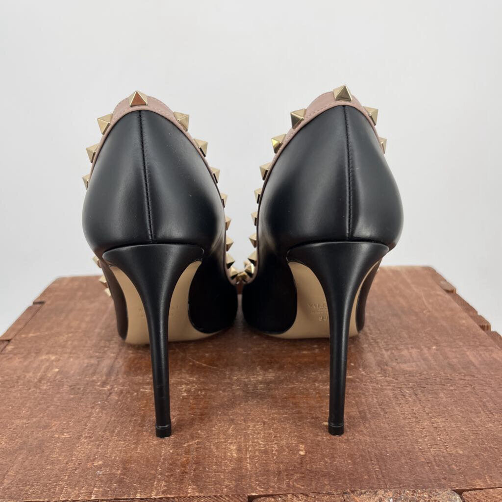 Valentino Rockstudd Pump