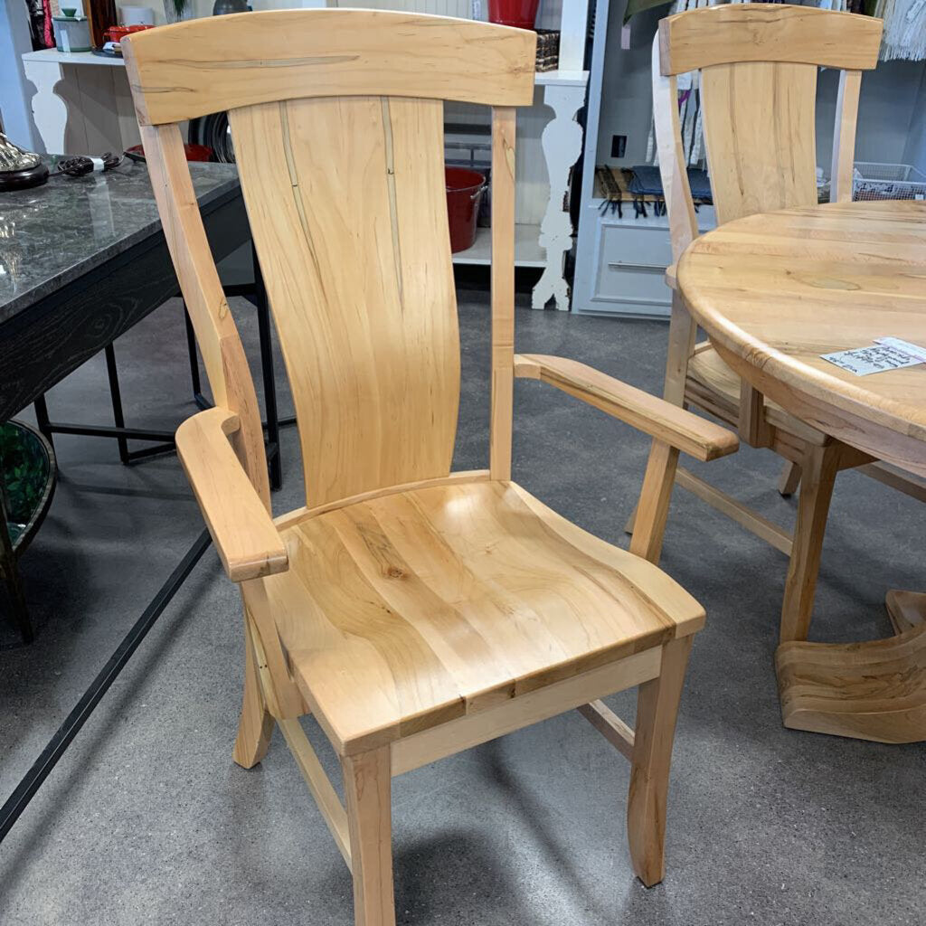 Amish Maplewood Dining Set