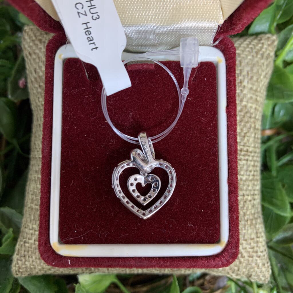 10k WG CZ Heart Pendant
