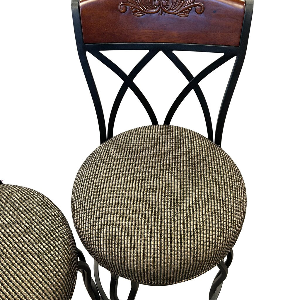 Twendler Swivel Bar Stools