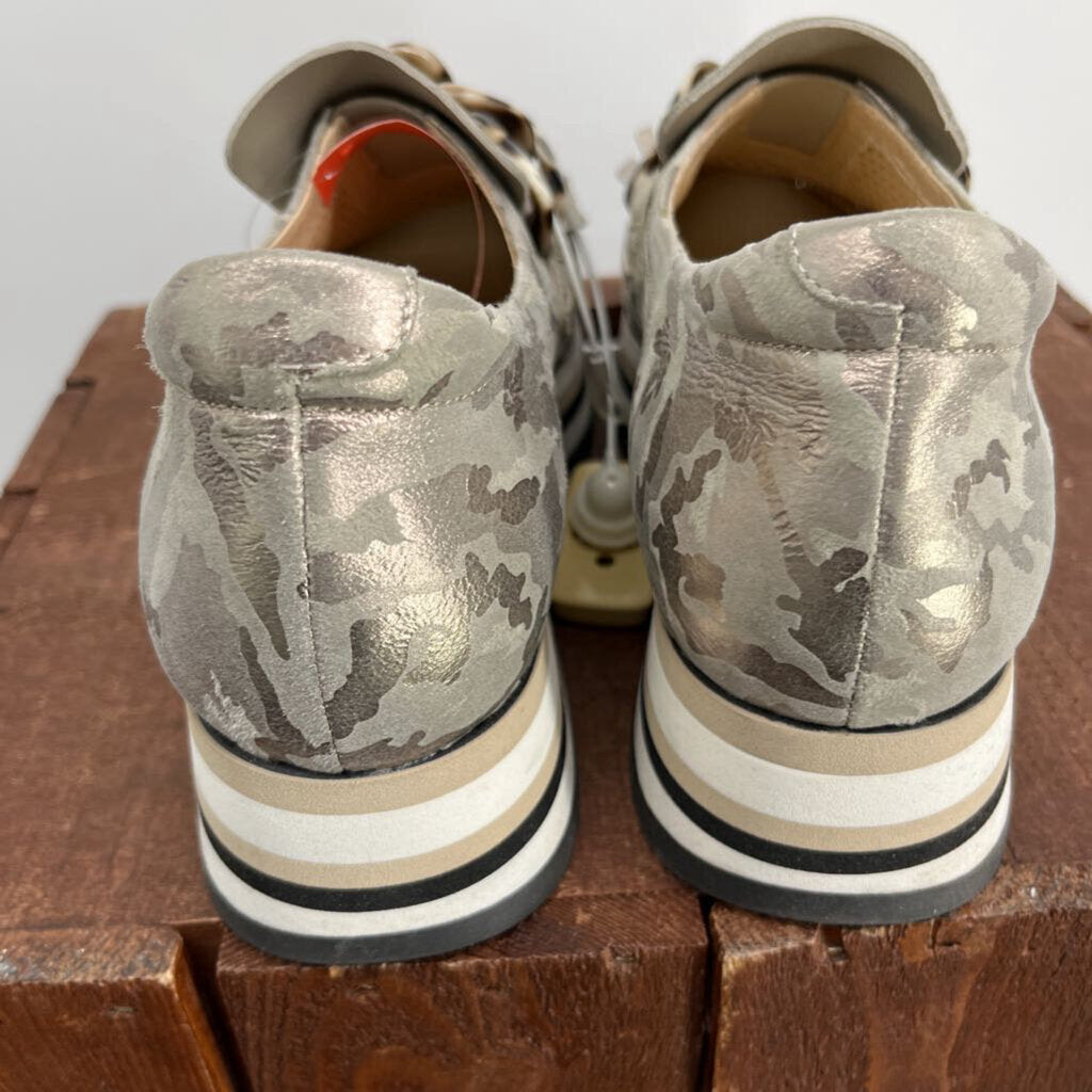 Soft Waves Platform Loafer