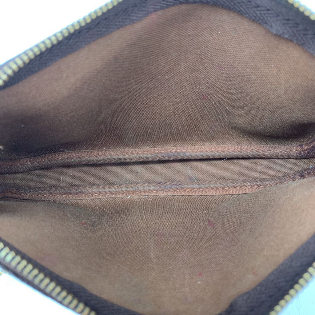 Louis Vuitton Crossbody