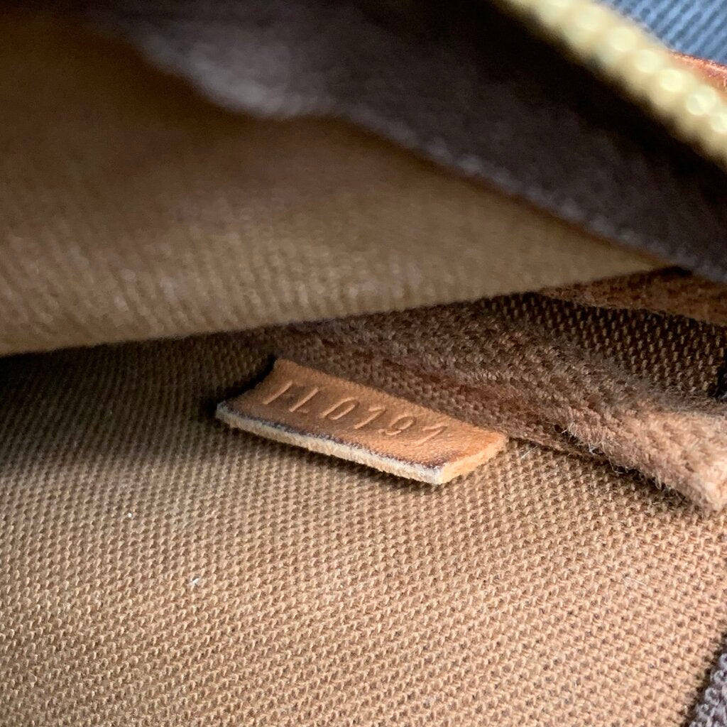 Louis Vuitton Crossbody