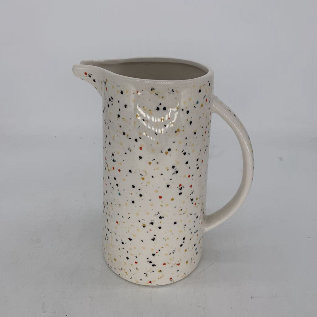 Speckled Pitcher