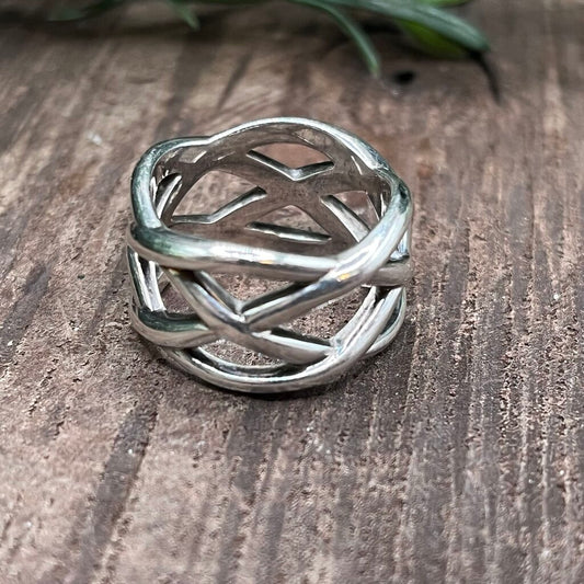 Tiffany & Co Celtic Knot Ring