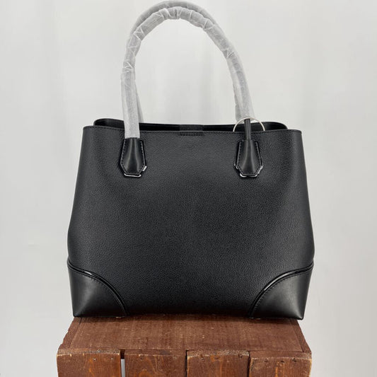 MK Center Zip Tote