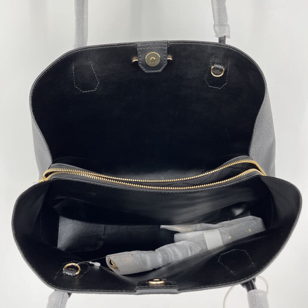 MK Center Zip Tote