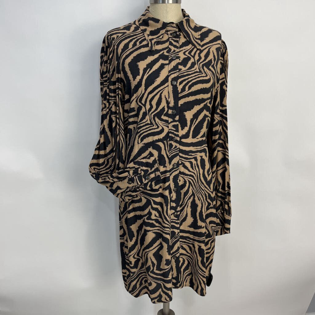 Ganni L/s Zebra Stripe Dress
