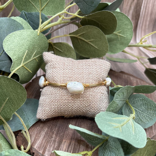 Ellie & Ollie Pearl Bangle