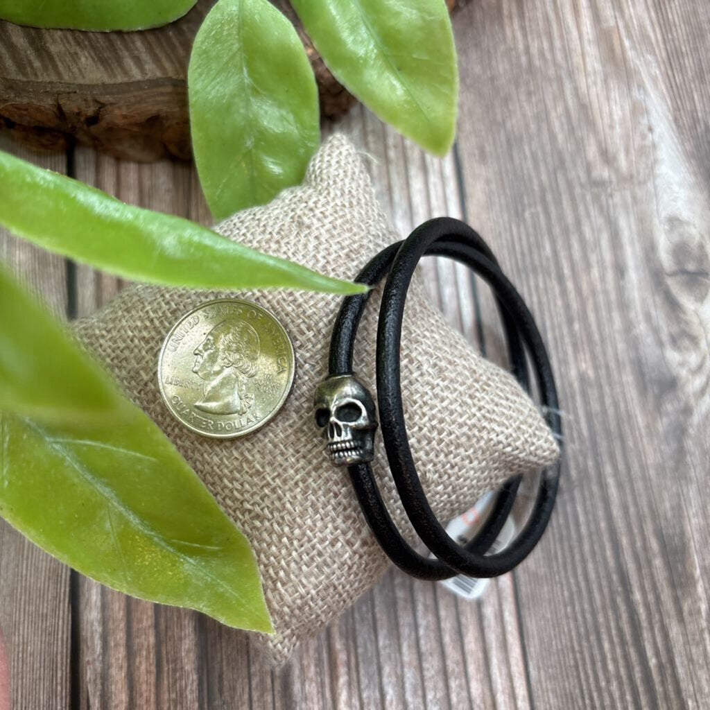 Tateossian Sterling and Leather Skull Bracelet
