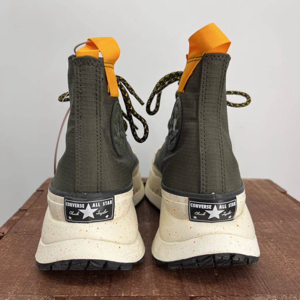 Converse Chuck Taylor High-Tops