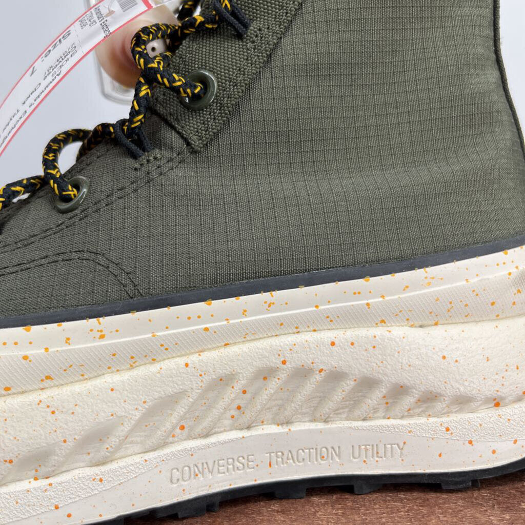 Converse Chuck Taylor High-Tops