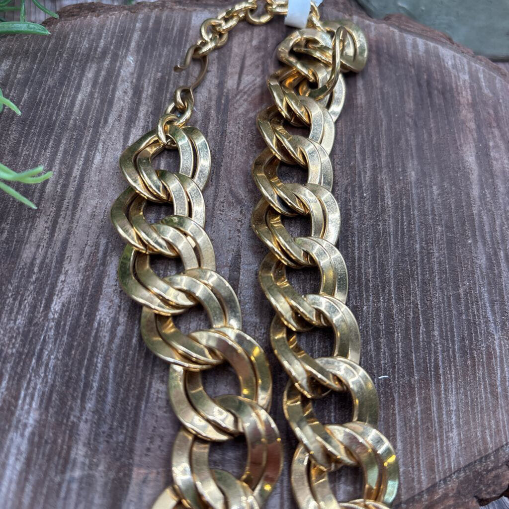 Monet Chunky Chain Necklace