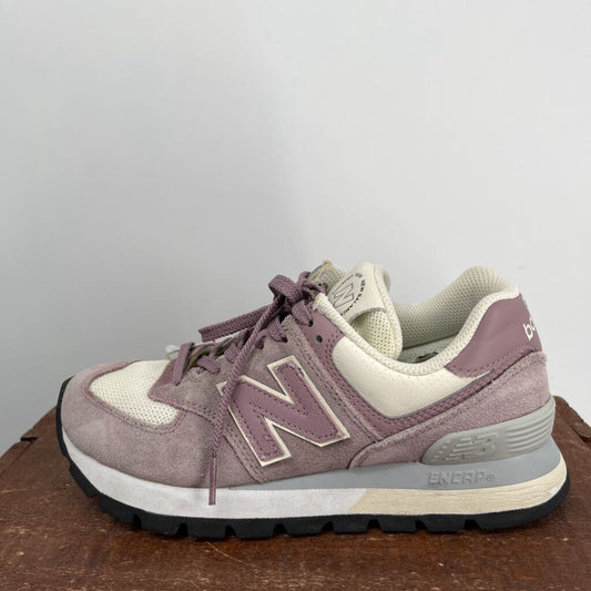 New Balance Sneaker