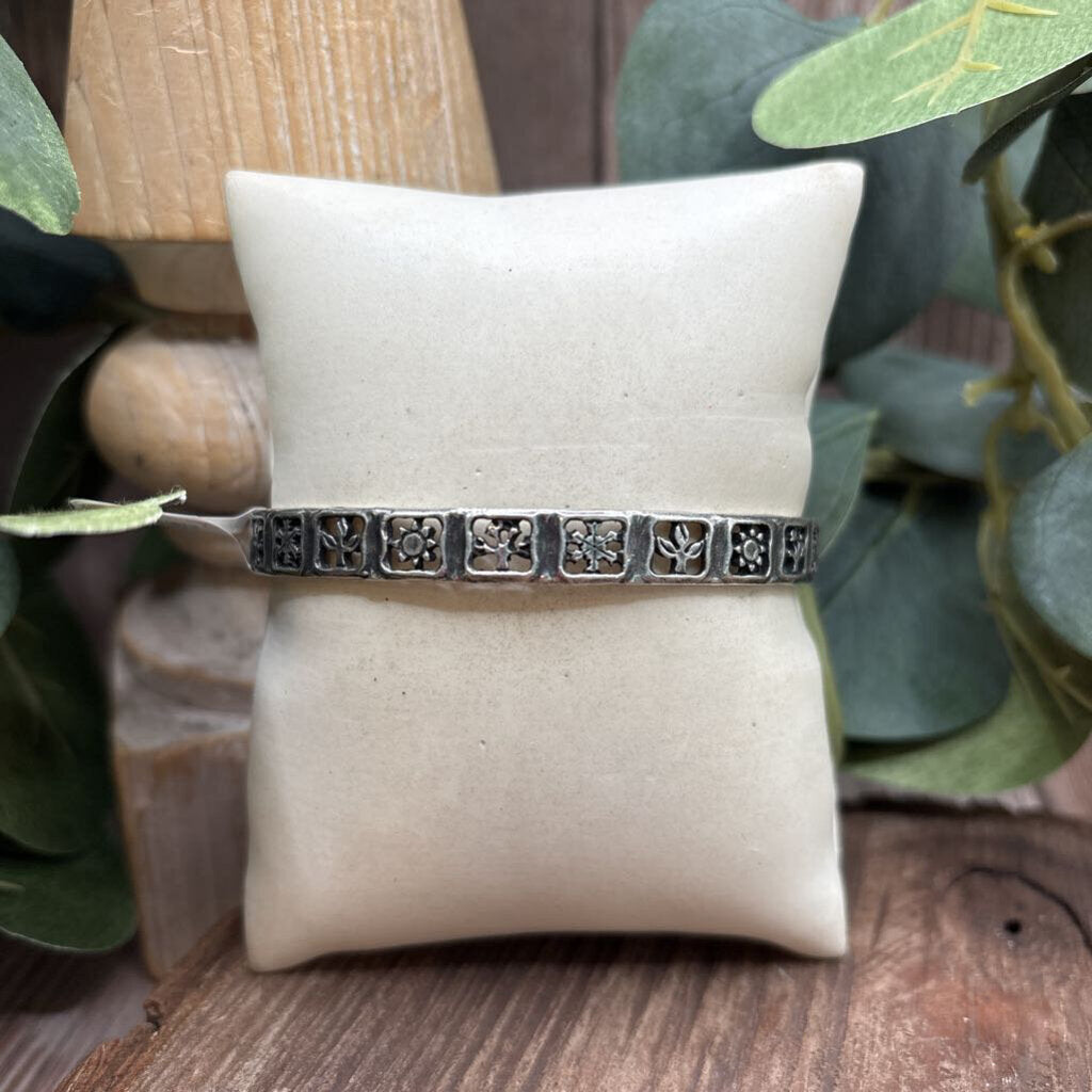 Sterling 4 Seasons Bangle