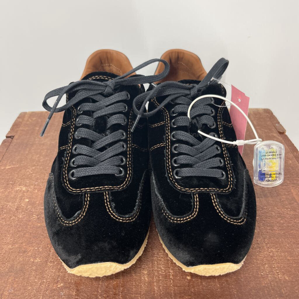 Me+Em Velvet Retro Runner
