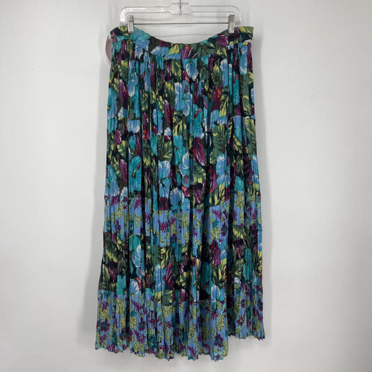 White Stag Skirt
