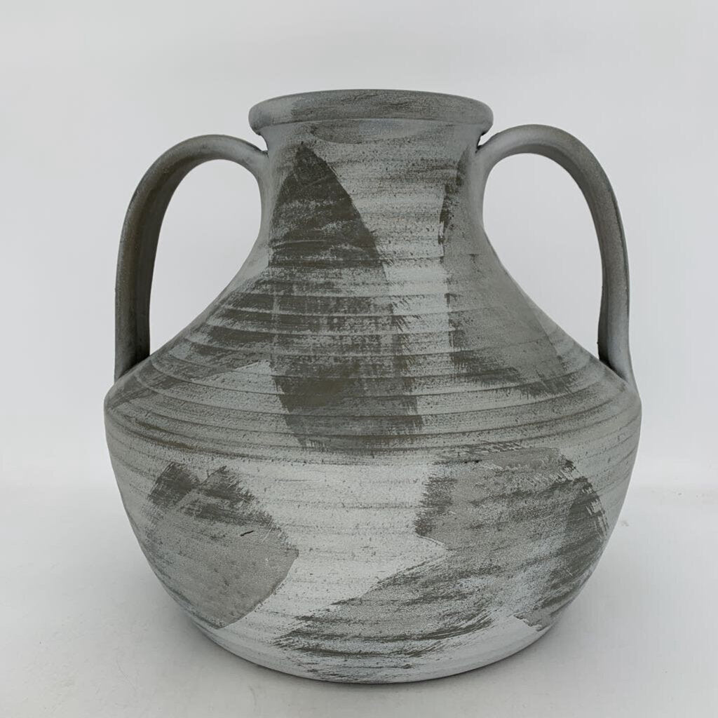 Hand Brushed Pot w Handles