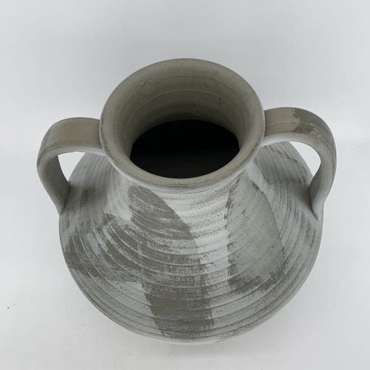 Hand Brushed Pot w Handles