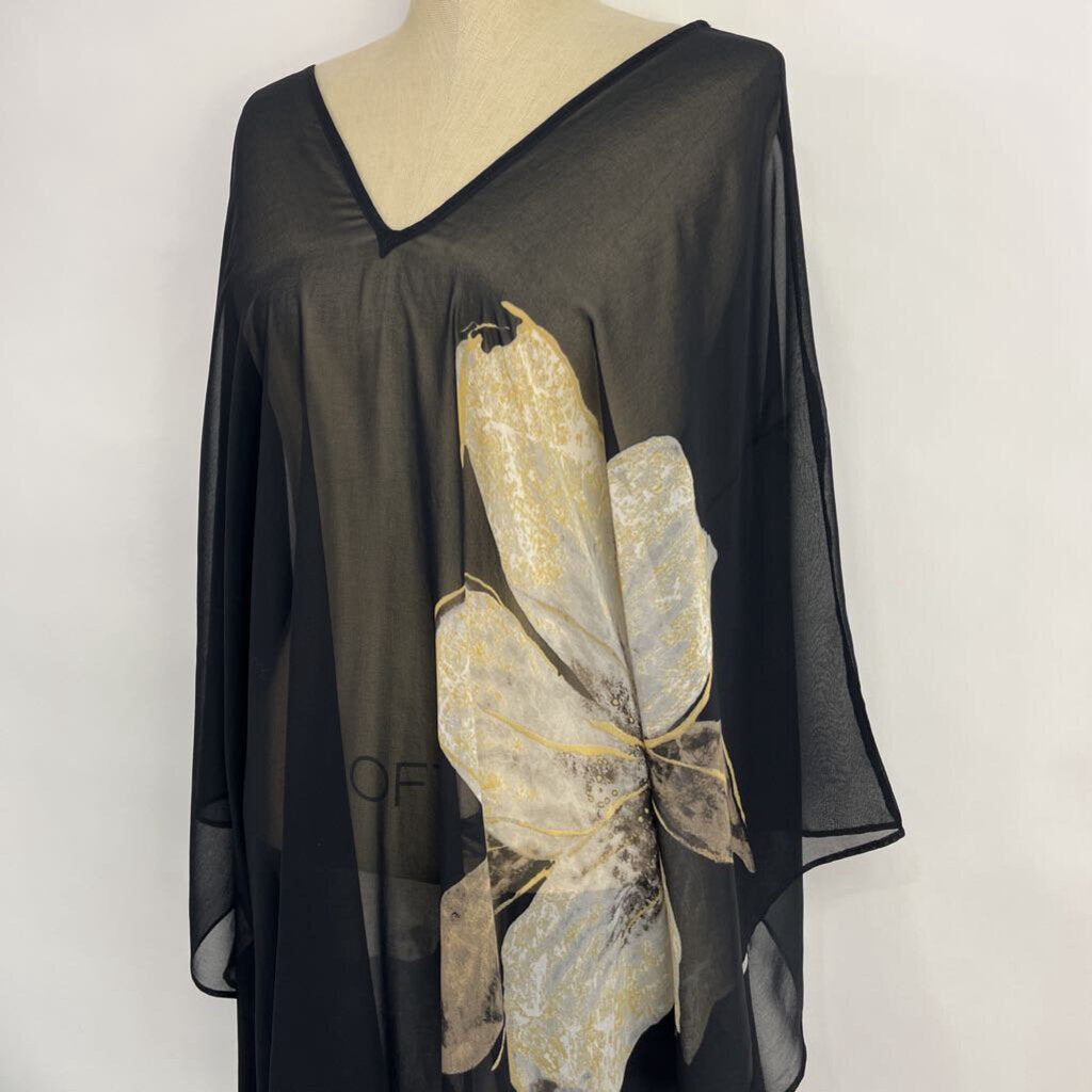 Carmen Marc Valvo Poncho