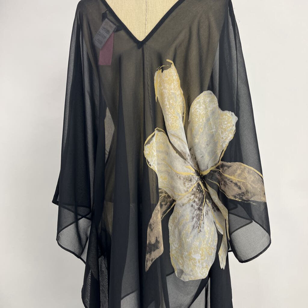 Carmen Marc Valvo Poncho
