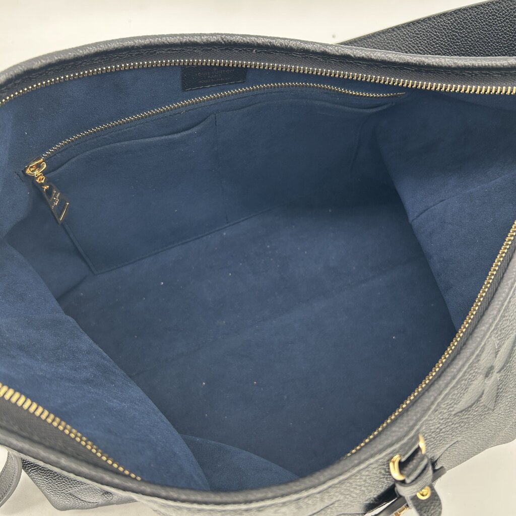 Louis Vuitton Carryall Handbag