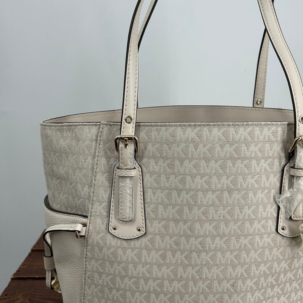 Michael Kors Signature Tote
