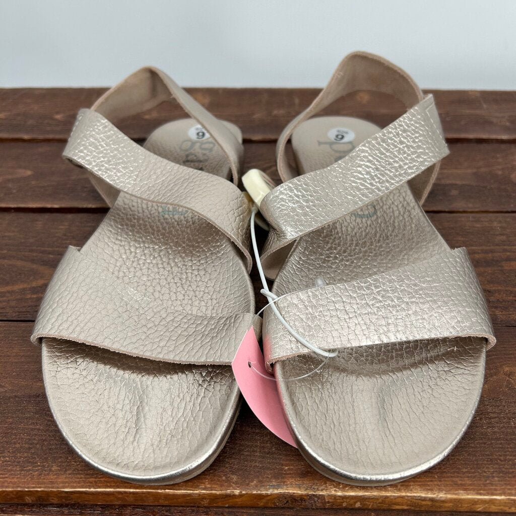 Garcia Flat Sandal