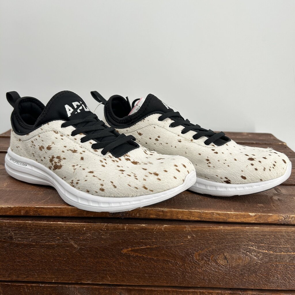 APL Sneakers