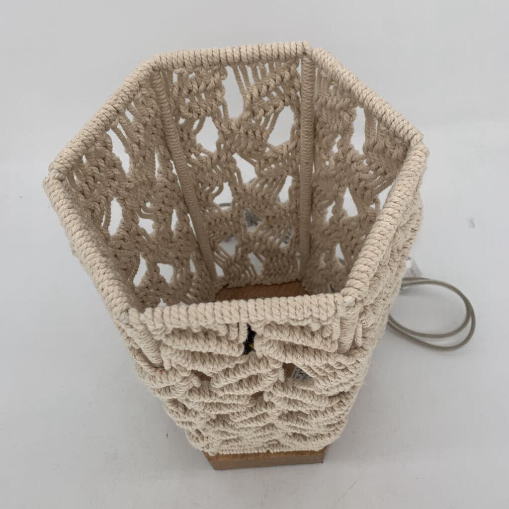 Crochet Hexagonal Lamp