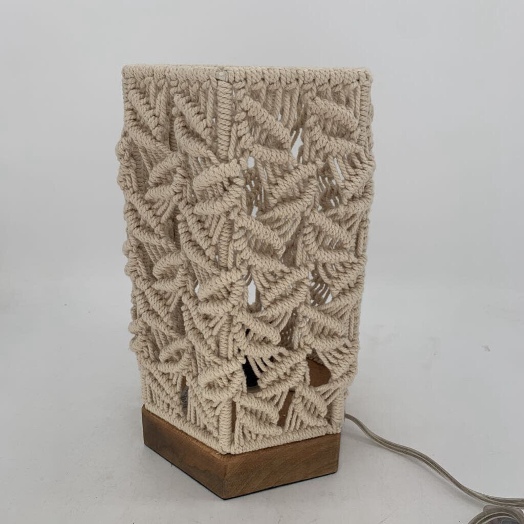 Crochet Hexagonal Lamp